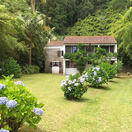Tatil Evi Casa Da Cascata Furnas (Azores)